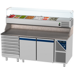 Prismafood Kühltisch 2 Türen & 7er Schubladenblock & Schaukasten GN 1/4 Kapazität: 606 lt Temperatur: 0°C/+10°C