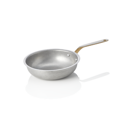 Steel & Style Servierpfanne VINTAGE, mit Messinggriff, Ø 16 cm, 390 ml, Chromnickelstahl