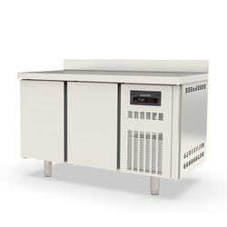 Vaiotec Topline Gastro-Kühltisch, 2-fach GN 1/1 mit 2 Türen & Aufkantung, 1345 × 700 mm