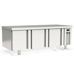 Vaiotec Topline Gastro-Unterbaukühltisch (Slim), 3-fach GN 1/1 mit 3 Türen, 1600 × 700 mm