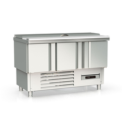 Vaiotec Topline Gastro-Saladette, 3-fach mit Türen, Edelstahldeckel, GN 1/6 & 1/9, 1375 × 700 mm