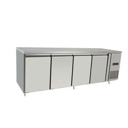 Arktic Kühltisch, 4-türig, Profi Line, 450L, 230V/400W, 700x2230x(H)839mm
