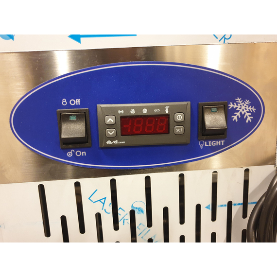 Combisteel Gekühltes Büffet Gn 4/1 – Breite 1400, Bild 2