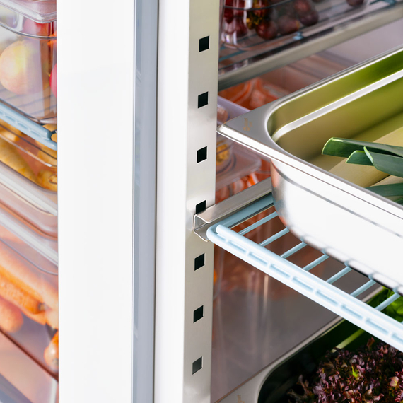 Starline Doppeltür-Kühlschrank, Edelstahl, GN 2/1, 1480x830x2010 mm (BxTxH), Bild 9