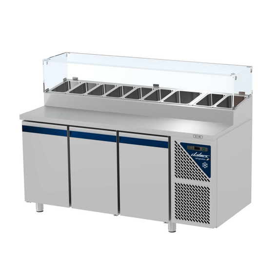 Prismafood Kühltisch 3 Türen mit Edelstahlabdeckung Kapazität: 606 lt Temperatur: 0°C/+10°C