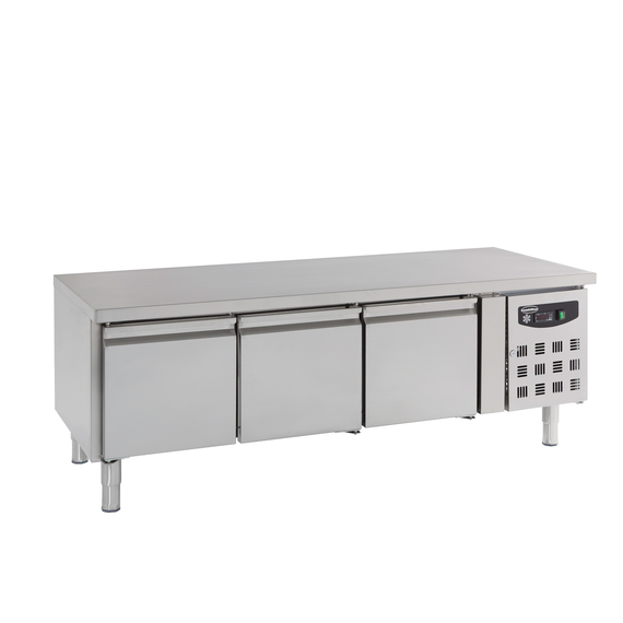 CombiSteel Kühltisch 650 Hoch 3 Türen