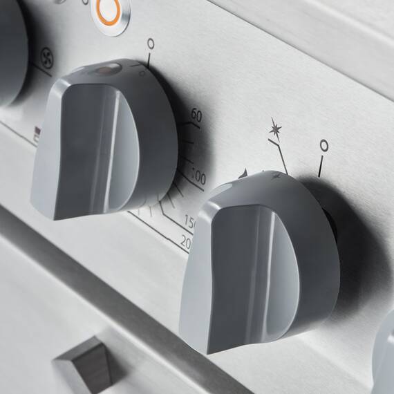 Stalgast Edelstahl Gasherd Basic mit 4 Brennern (4x3,5) und Elektro-Umluft-Backofen GN 2/1, Serie 700 ND, Bild 3